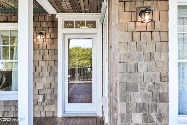 4 E Raleigh Street, Wrightsville Beach, NC 28480