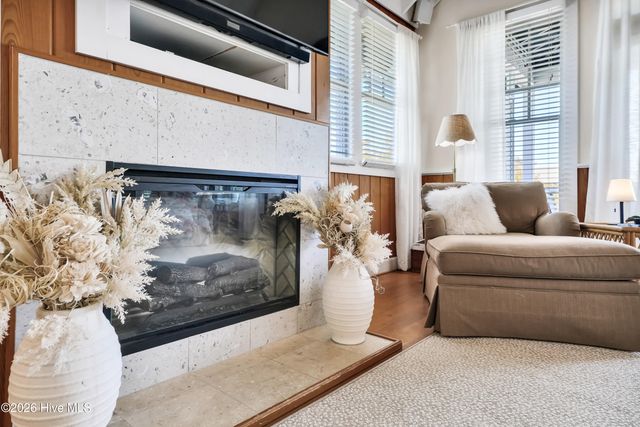 4 E Raleigh Street, Wrightsville Beach, NC 28480