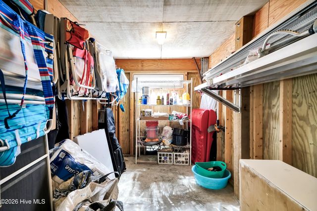 4 E Raleigh Street, Wrightsville Beach, NC 28480