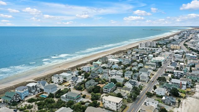 4 E Raleigh Street, Wrightsville Beach, NC 28480