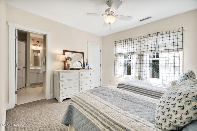 4 E Raleigh Street, Wrightsville Beach, NC 28480