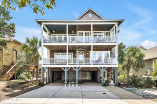 4 E Raleigh Street, Wrightsville Beach, NC 28480