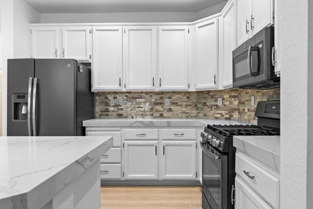 8556 Dewberry Way, Elk Grove, CA 95624