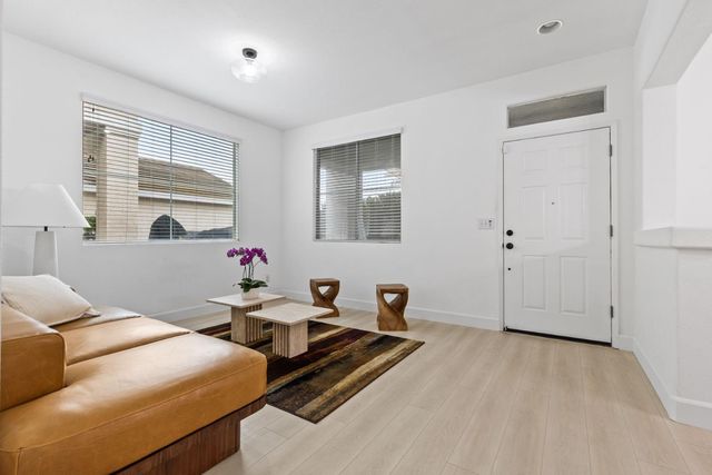 8556 Dewberry Way, Elk Grove, CA 95624