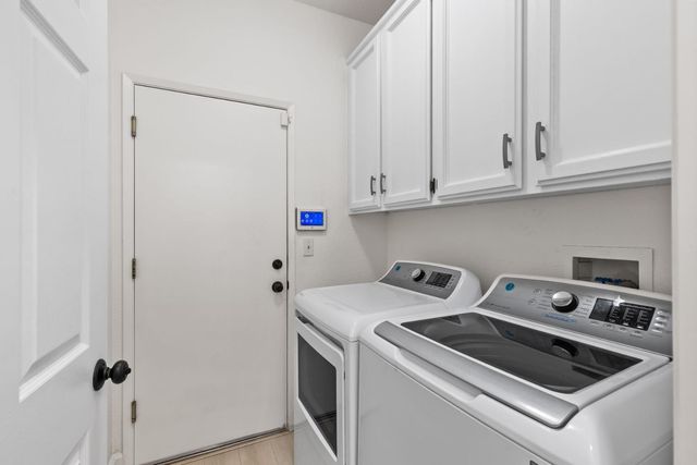 8556 Dewberry Way, Elk Grove, CA 95624