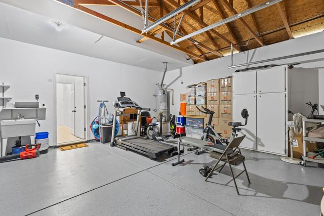 8556 Dewberry Way, Elk Grove, CA 95624