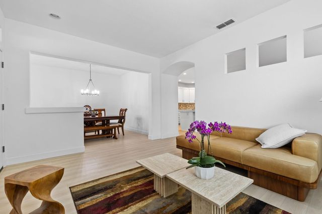 8556 Dewberry Way, Elk Grove, CA 95624