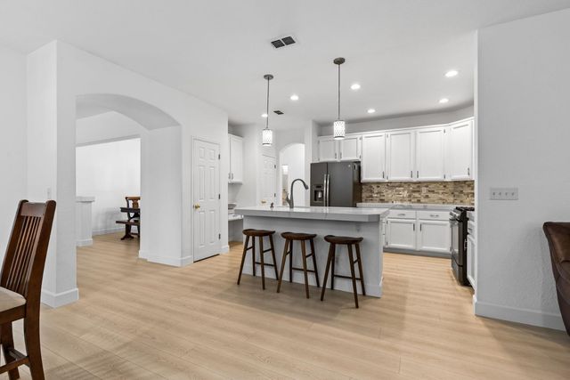 8556 Dewberry Way, Elk Grove, CA 95624