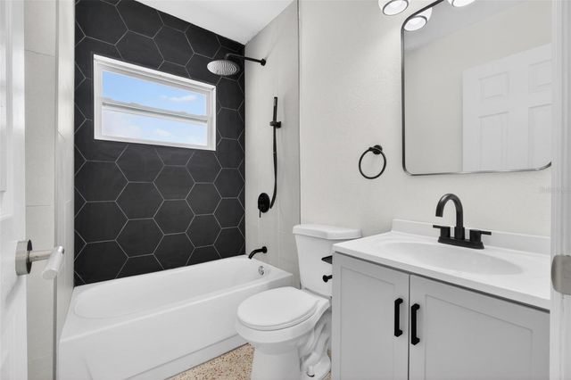 4029 3RD AVENUE S, St Petersburg, FL 33711