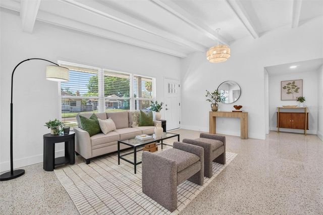 4029 3RD AVENUE S, St Petersburg, FL 33711