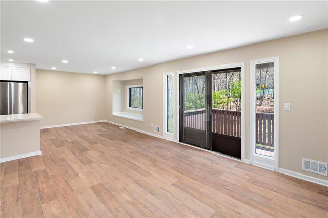 56 Kirby Close D, Yorktown Heights, NY 10598