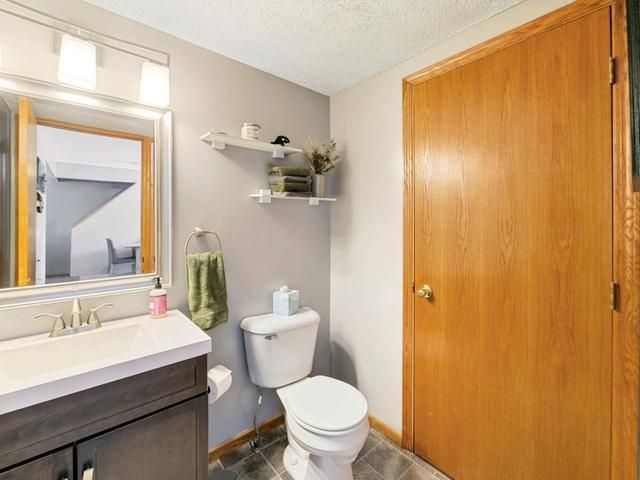 7855 Forest Boulevard F, Woodbury, MN 55125