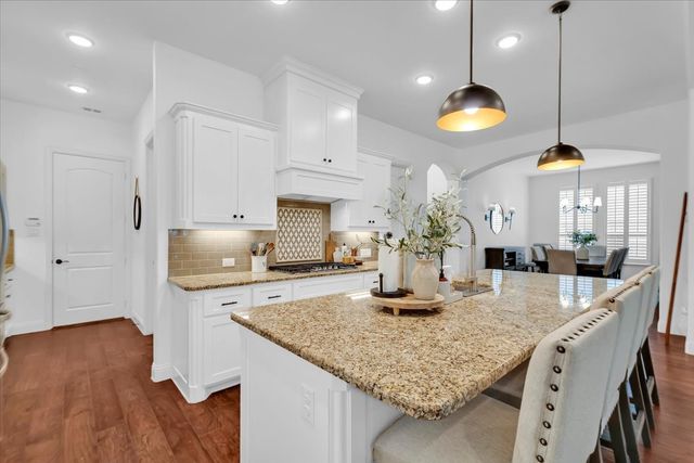 1004 Calumet Court, Roanoke, TX 76262