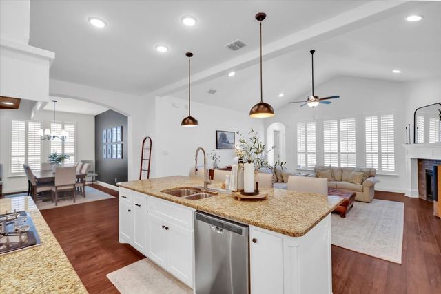 1004 Calumet Court, Roanoke, TX 76262