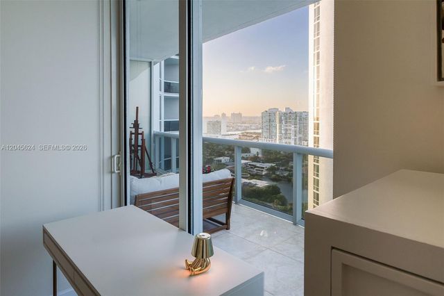 15901 Collins Ave 2502, Sunny Isles Beach, FL 33160