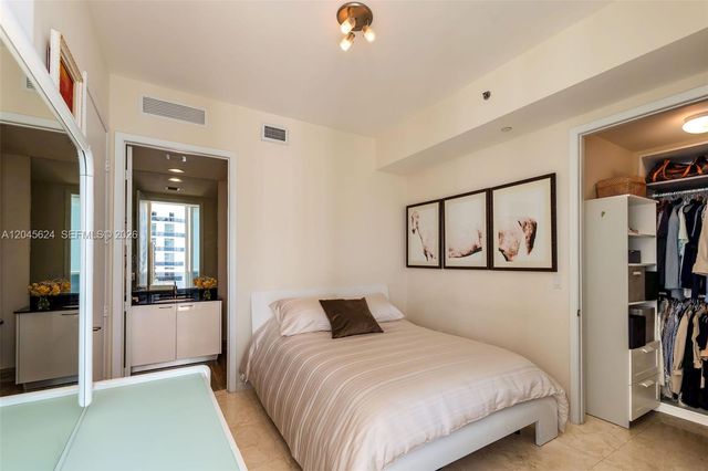 15901 Collins Ave 2502, Sunny Isles Beach, FL 33160