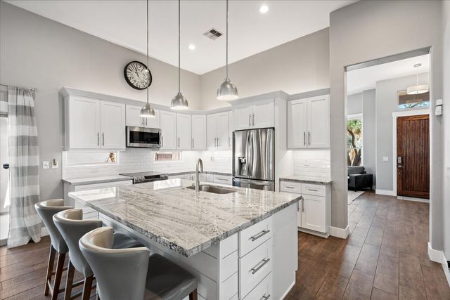 13610 E Laurel Lane, Scottsdale, AZ 85259