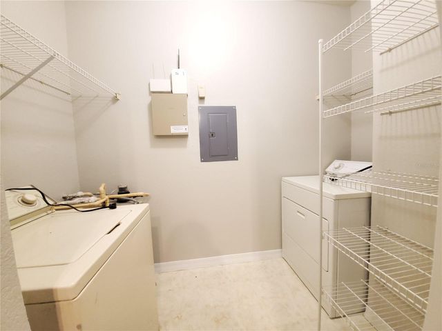 5807 LEGACY CRESCENT PLACE 201, Riverview, FL 33578