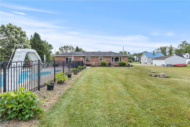 354 Westwood Road, Lancaster, NY 14086