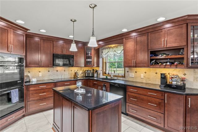 354 Westwood Road, Lancaster, NY 14086