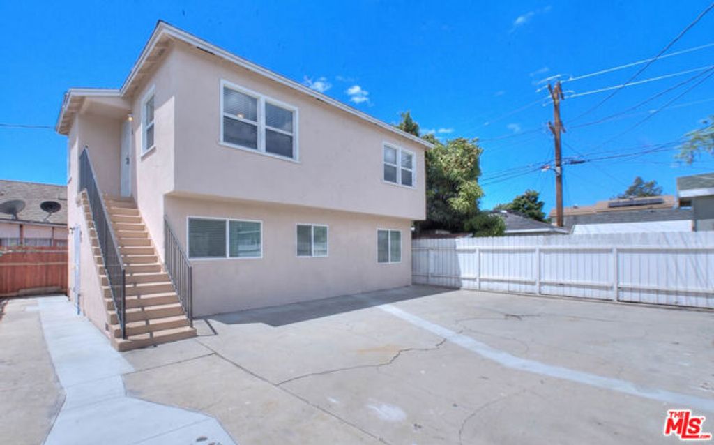 2820 Liberty Boulevard C, South Gate, CA 90280