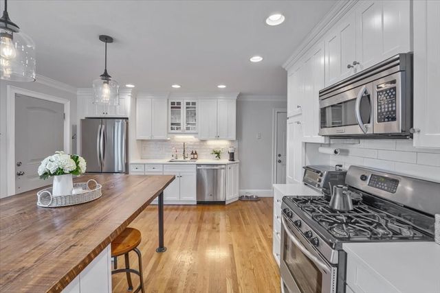 18 Claymont Terrace 18, Boston, MA 02122