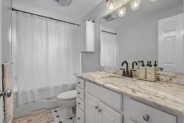 18 Claymont Terrace 18, Boston, MA 02122