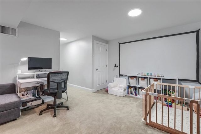 18 Claymont Terrace 18, Boston, MA 02122