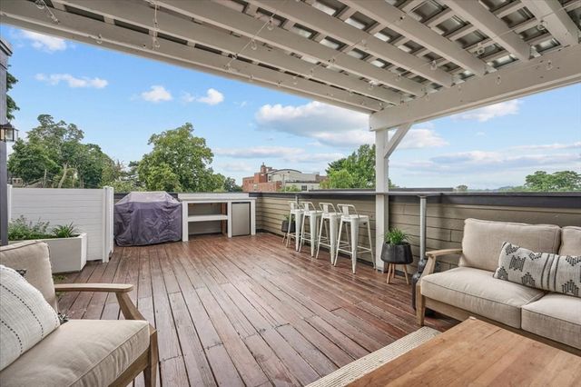 18 Claymont Terrace 18, Boston, MA 02122
