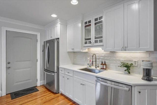 18 Claymont Terrace 18, Boston, MA 02122