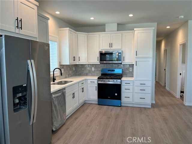 301 E Foothill Boulevard 58, Pomona, CA 91767