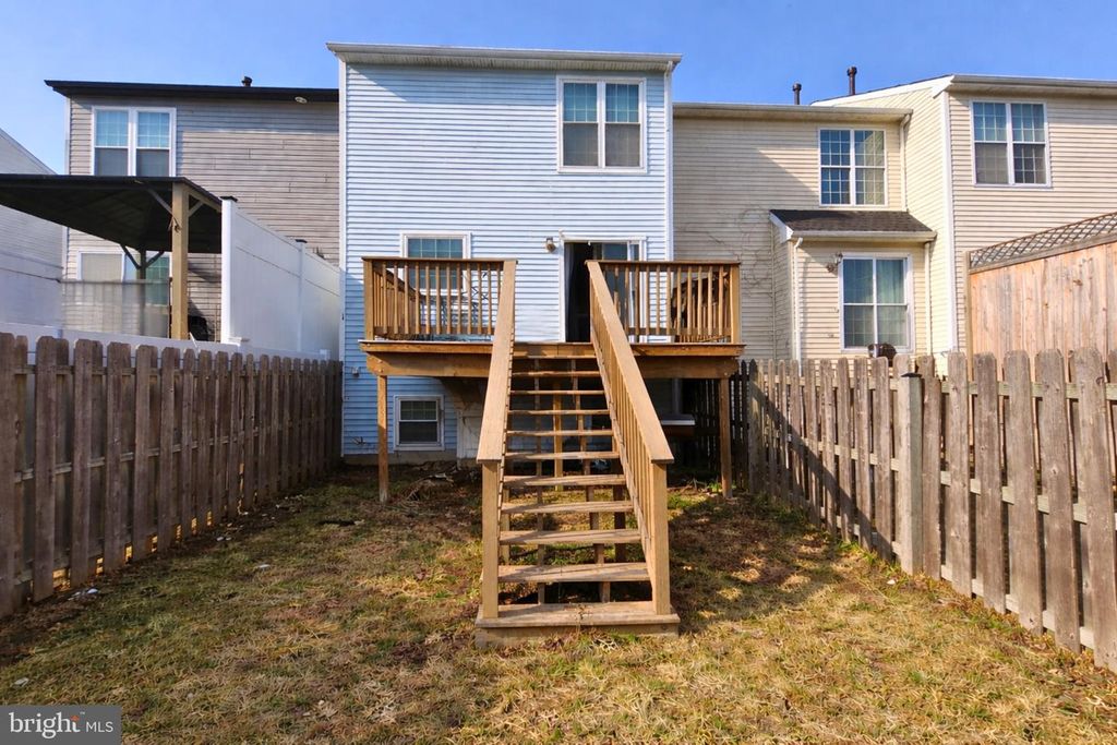 Image 12 of property listing at 419 FEATHER DR, Newark, DE 19702