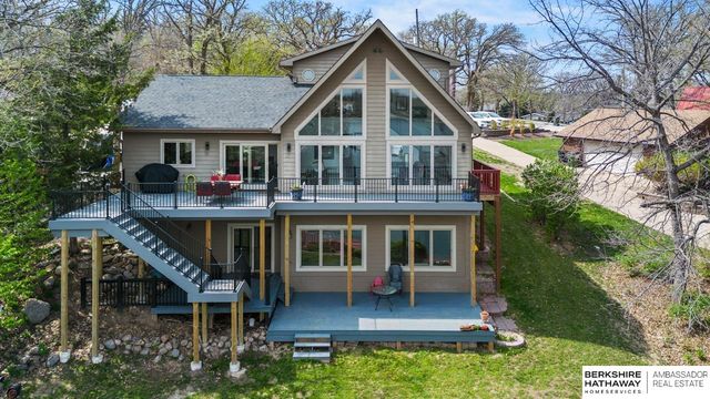 8862 Greenwood Road, Plattsmouth, NE 68048