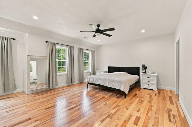26 Indian Street, Carver, MA 02330