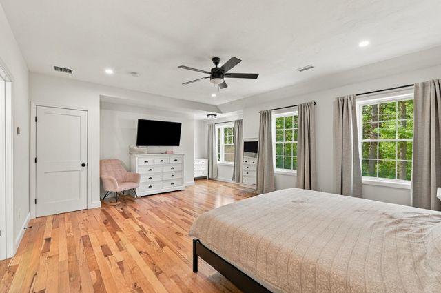 26 Indian Street, Carver, MA 02330