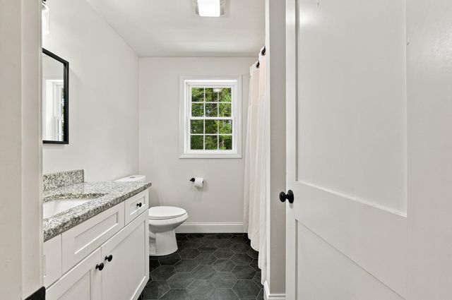 26 Indian Street, Carver, MA 02330