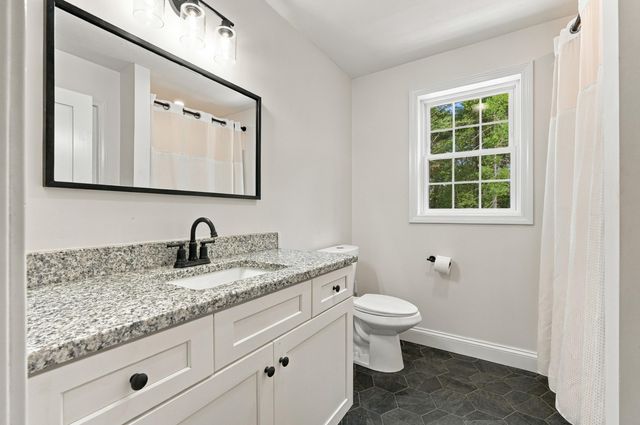 26 Indian Street, Carver, MA 02330