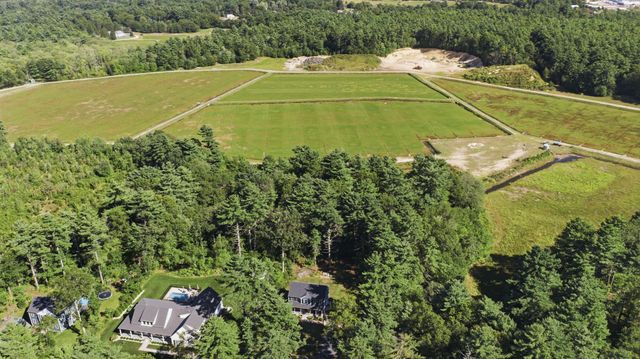 26 Indian Street, Carver, MA 02330