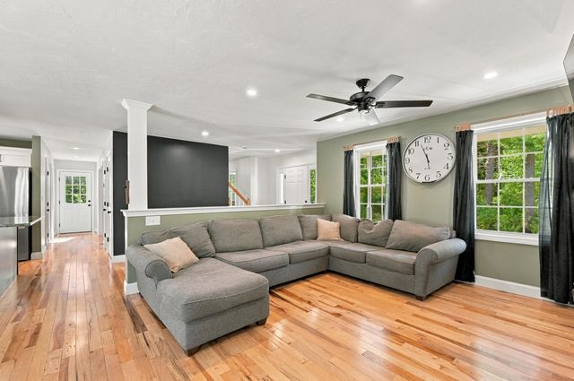 26 Indian Street, Carver, MA 02330