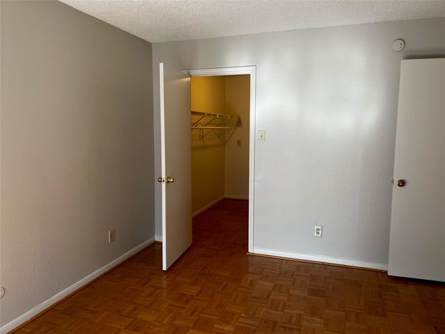 8545 Midpark Road 48, Dallas, TX 75240