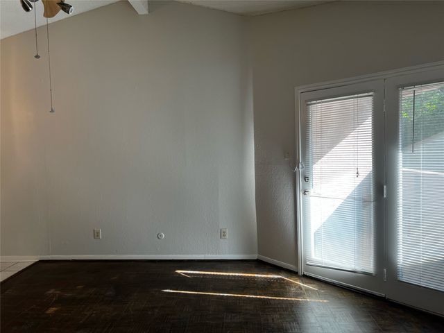 8545 Midpark Road 48, Dallas, TX 75240