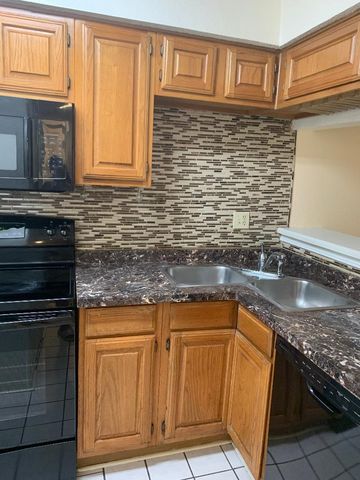 8545 Midpark Road 48, Dallas, TX 75240