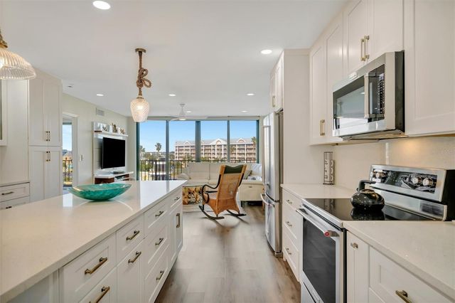 5396 GULF BOULEVARD 407, St Pete Beach, FL 33706