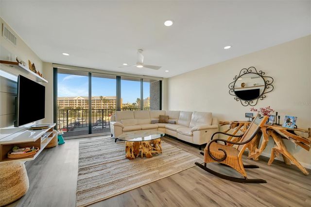 5396 GULF BOULEVARD 407, St Pete Beach, FL 33706