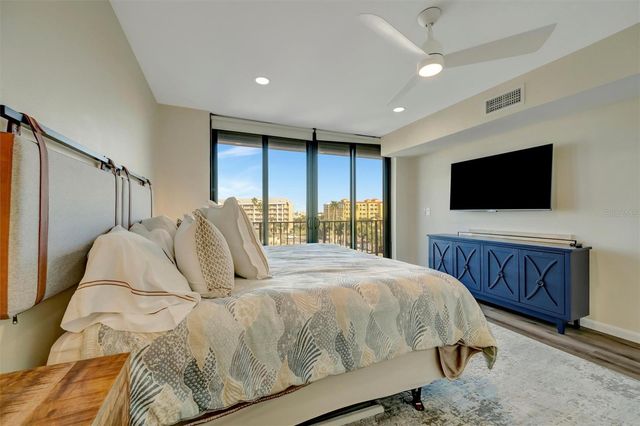 5396 GULF BOULEVARD 407, St Pete Beach, FL 33706