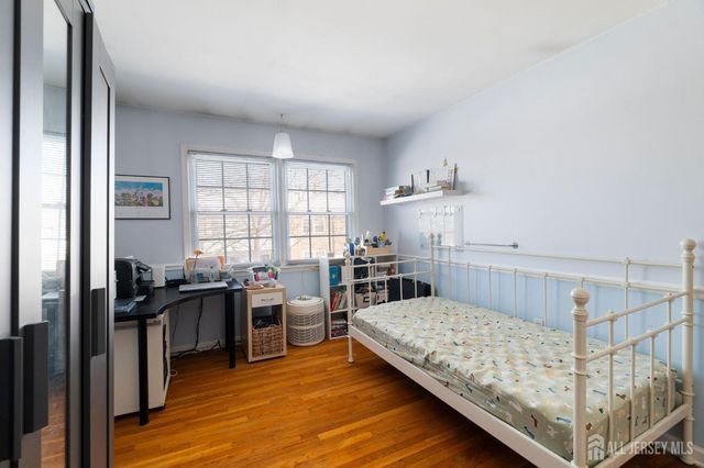 8 Cardinal Lane 2, Hillsborough, NJ 08844