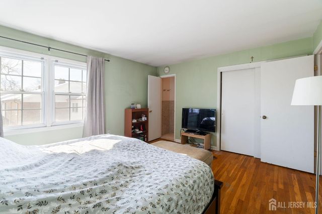 8 Cardinal Lane 2, Hillsborough, NJ 08844