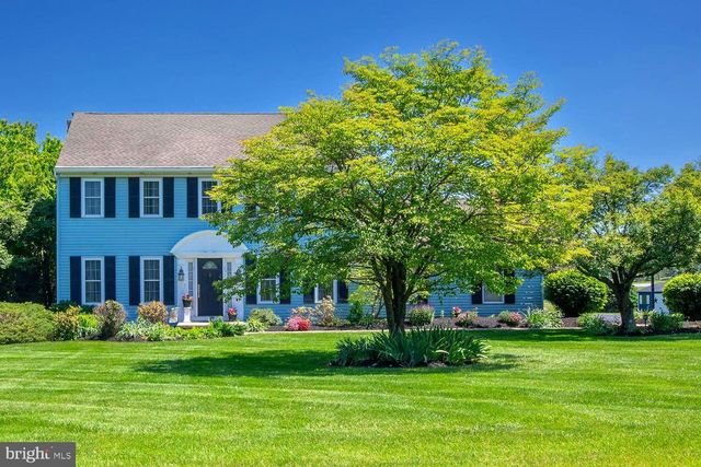 87 IVY LEAGUE DR, Kutztown, PA 19530