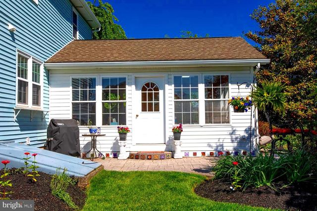 87 IVY LEAGUE DR, Kutztown, PA 19530