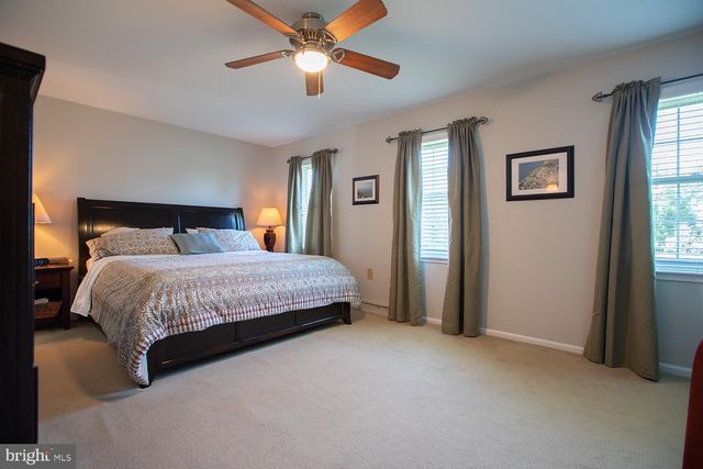 87 IVY LEAGUE DR, Kutztown, PA 19530